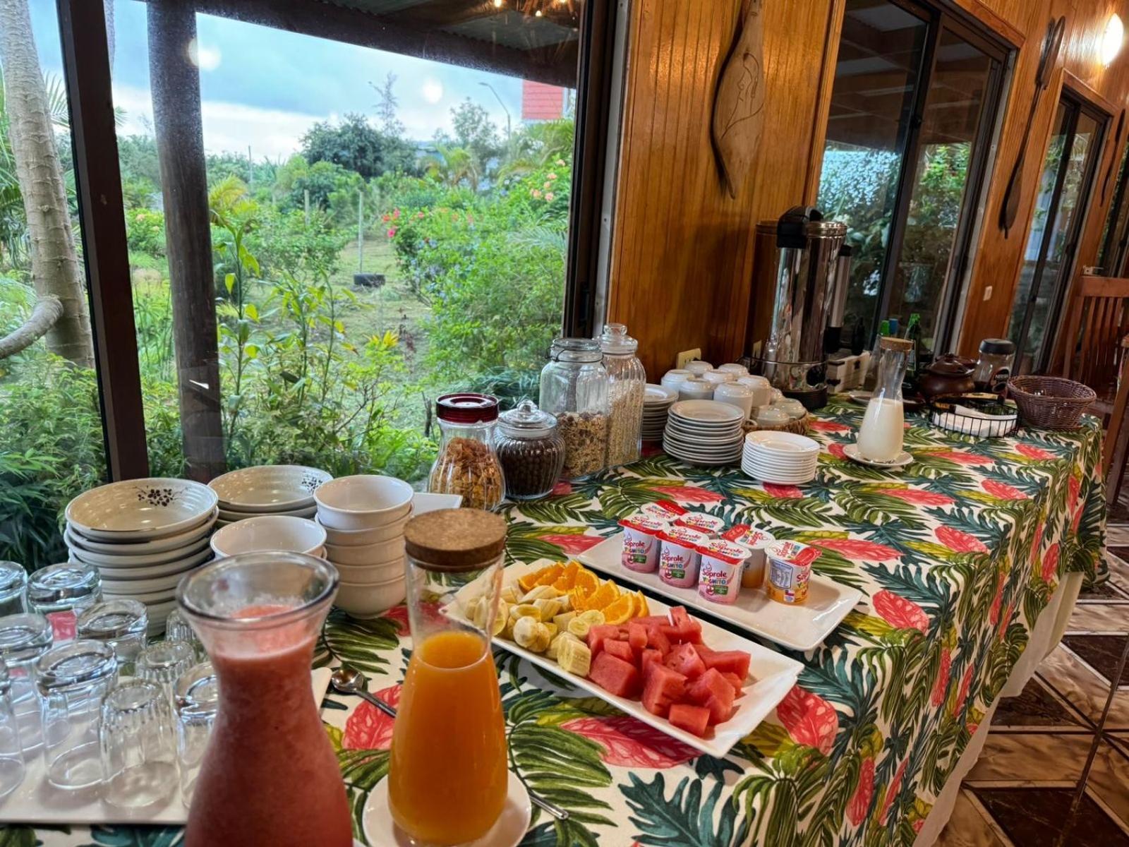 Teanehi Bed & Breakfast Hanga Roa Dış mekan fotoğraf
