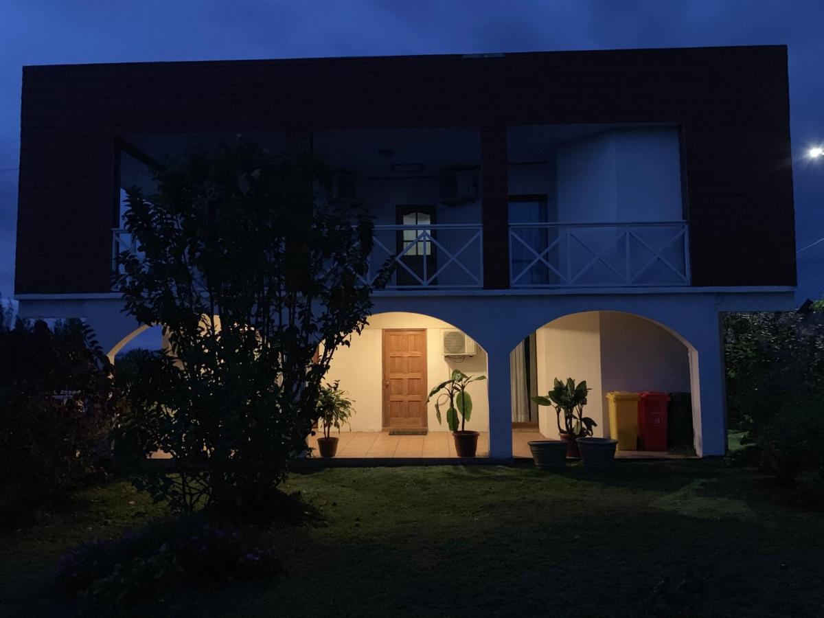 Teanehi Bed & Breakfast Hanga Roa Dış mekan fotoğraf